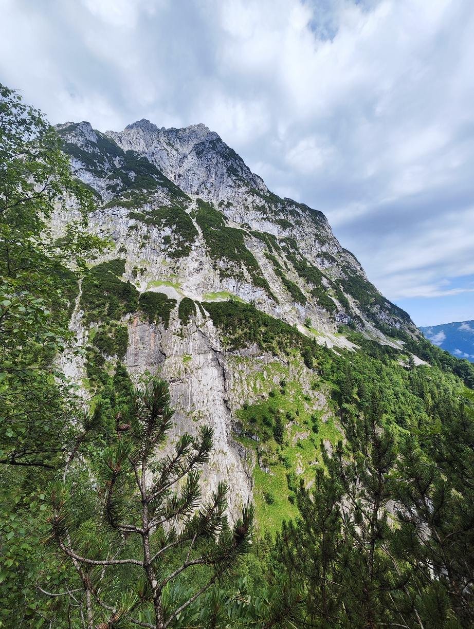 Hammersbach - Alpspitze - Jubilaumsgrat - Zugspitze