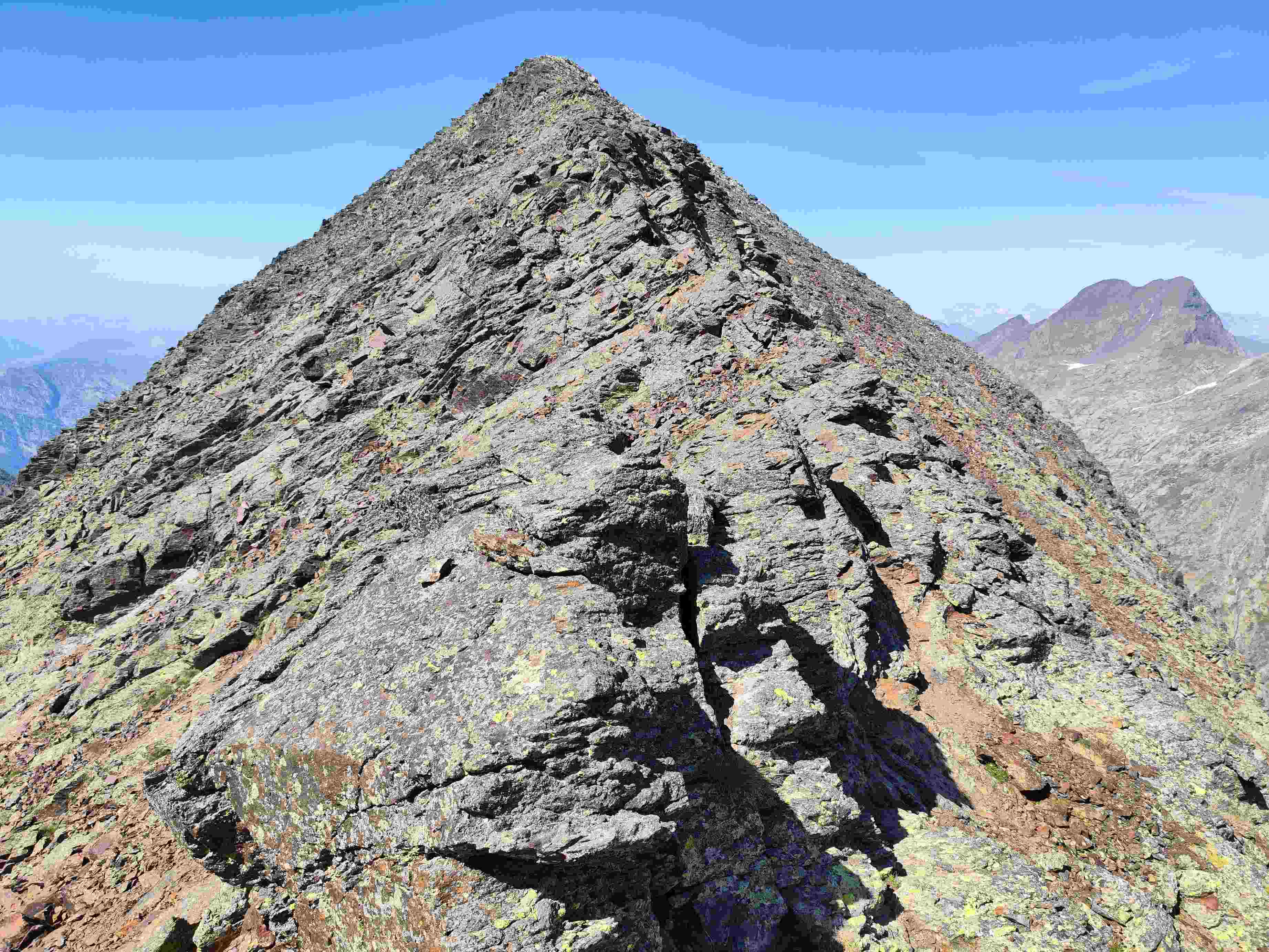 Cresta del Gran Bachimala